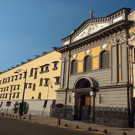 San Francesco Al Monte 4* نابولي