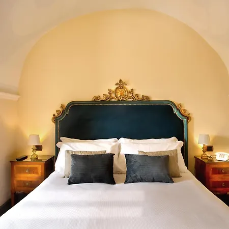 Hotel San Francesco Al Monte Neapol